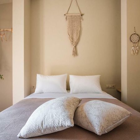 Apartamento Stone House Near Acropolis - Living Stone Diamond Atenas Exterior foto