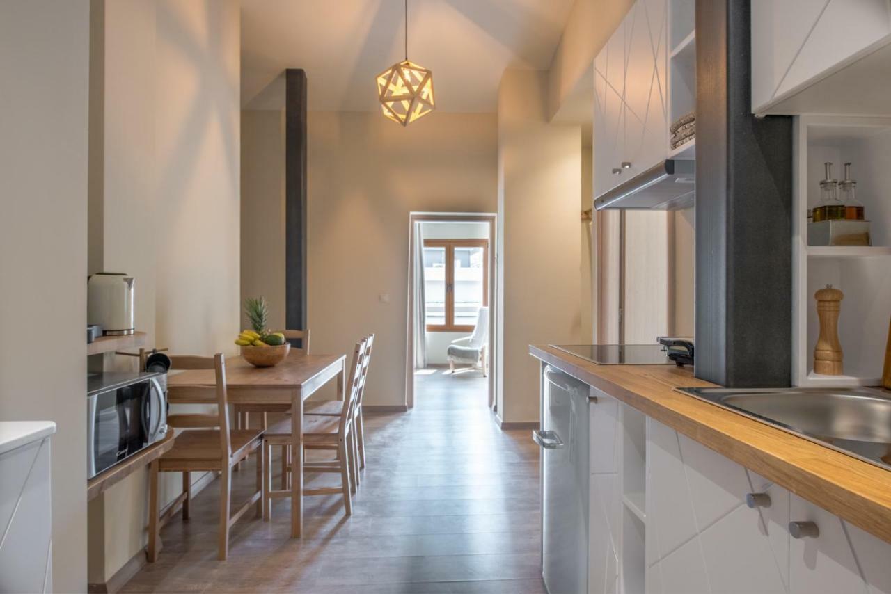 Apartamento Stone House Near Acropolis - Living Stone Diamond Atenas Exterior foto